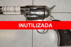 revolver-colt-inutilizado