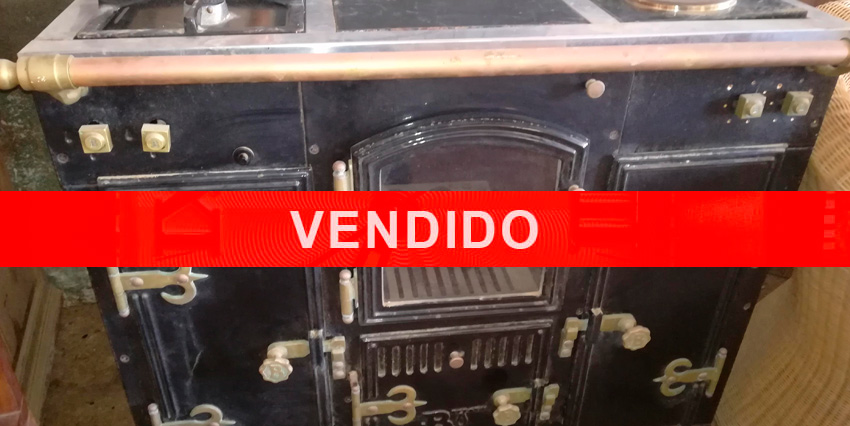 PUERTAS, VENTANAS, POSTIGOS Y PORTONES DE DIFERENTES ESTILOS
